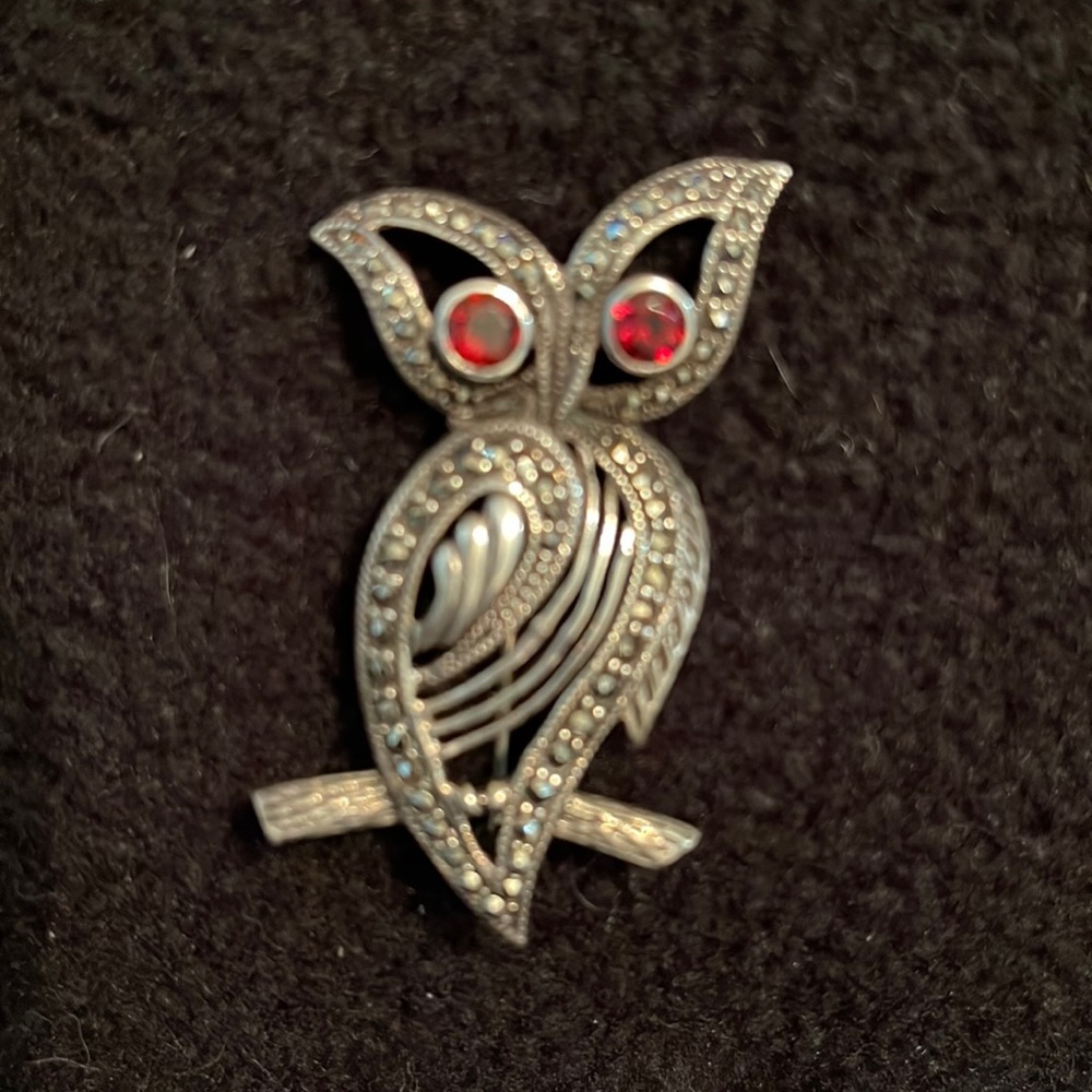 Vintage Art Deco style sterling silver and marcasite owl brooch with garnet eyes